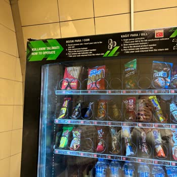 İstanbul Tavşantepe MT İstasyonu Yiyecek İçecek Otomatları Ürün Vermedi!