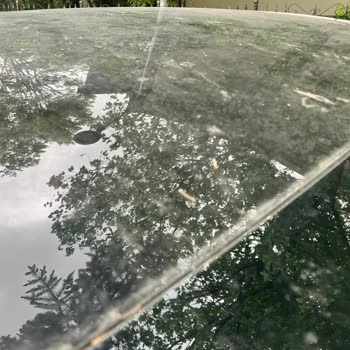 Tesla Model Y Tavan Camı Çatlaması