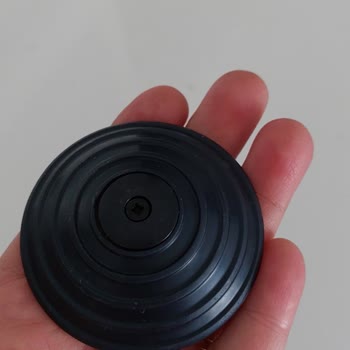 Dyson Gen5detect 4 Ayda Saç Dolandı Tekerleği Koptu Parça Yollanmıyor