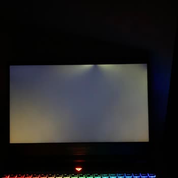 Casper Nirvana Excalibur G870 Ekranda Ekranda Işık Patlamaları