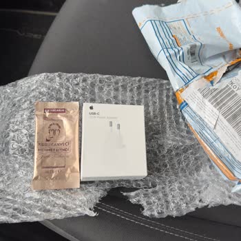 Turkcell Apple 20W USB-C Şarj Adaptörü Replika