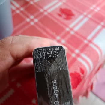 Philip Morris Bize Kaliteli Tütün Diye Odun Parçaları İçiriyor