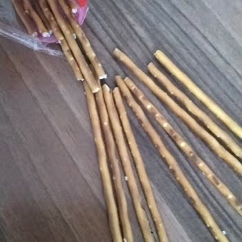 Yanık Ülker Çubuk Kraker