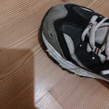 Skechers Ayakkabı Kısa Sürede Yırtıldı