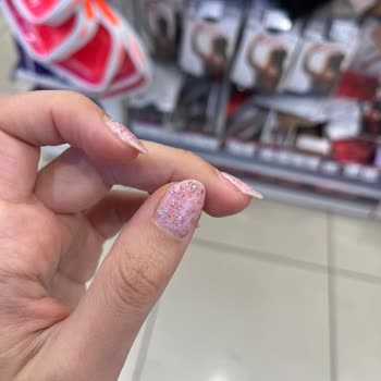 Eskişehir Espark Gratis Beauty Kalıcı Oje Sonrası Hasar