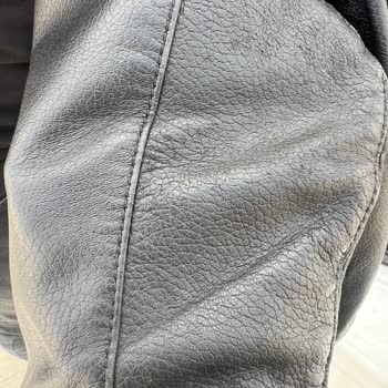 Derimod Ürünün Arkasında Durmuyor