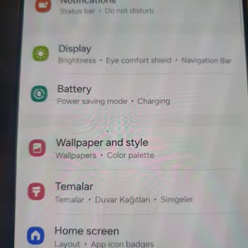 Samsung Telefon S24 Ultra -yarı Türkçe, Yarı İngilizce