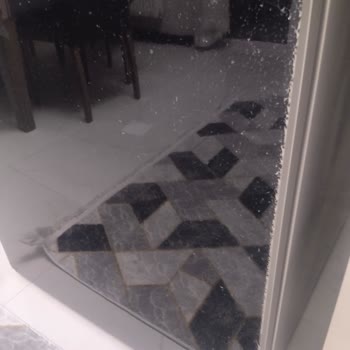 Arçelik 2388 Cms Siyah Cam Kapak Kırılması