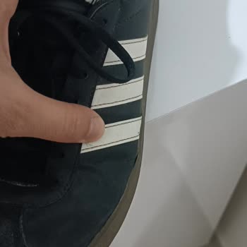 Deichmann 5 Ayda Deforme Olan Adidas Spor Ayakkabı