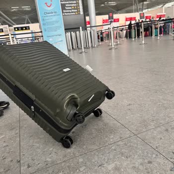 AJet (Anadolu Jet) Hasarlı Valiz Ve İlgisiz Hizmet: Seyahatim Gölgelendi