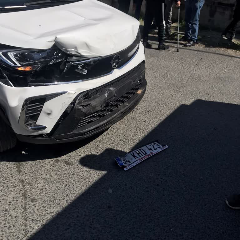 Opel Artık Parçalarımı Bul Aracım Kazalı 3 Aydır Bekliyorum