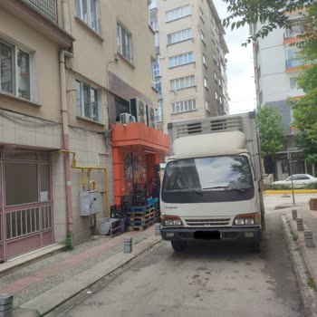 UKOME Tramvay Ve Tek Yön Yollarda Malzeme İndirme Saatleri.