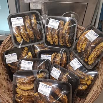 Bodrum Gümüşlük Carrefour Dağınık Mağaza Küflü Ürünler