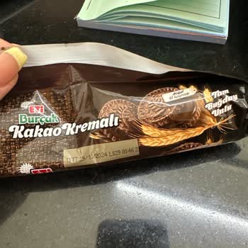 Eti Gıda Ünlü Bisküvi Markasında Hijyen Sorunu: Tüketici Şikayeti