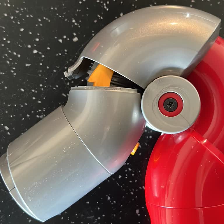 Dyson Kırılan Parça Değişim