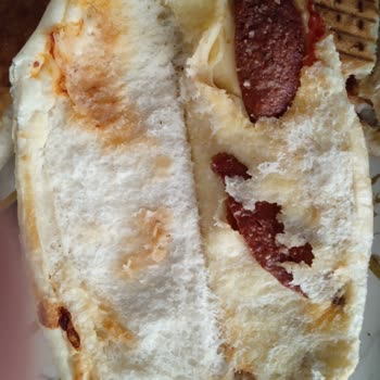 Hobi Paket Büfe 130 TL'ye Hobiden Tost Aldım Neredeyse Boş Ekmek Çıktı, İade Etmiyorlar!