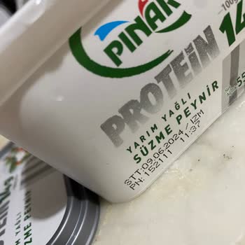 Pınar Et ve Süt Marketten Alınan Süzme Peynirin Küflü Çıkması