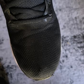 Skechers Ayakkabının Kısa Süre İçerisinde Yırtılması