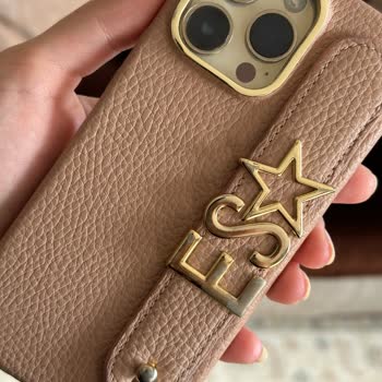 Velano Concept Markasına Ait Kılıfım Charmı Soyuldu Ve Derisinin Rengi Soldu