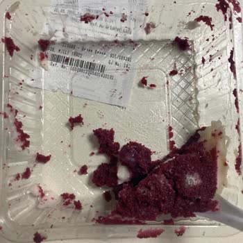 BİM Birleşik Mağazaları A. Ş Küflü Ürün Satıyor