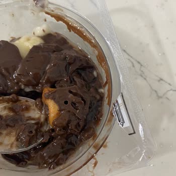 BİM İn Bozuk Tatlıları