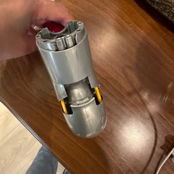 Dyson V12 Detected Mobilya Altı Aparatı