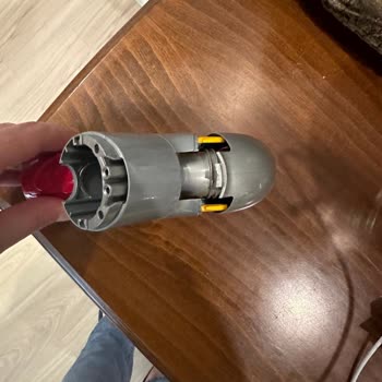 Dyson V12 Detected Mobilya Altı Aparatı