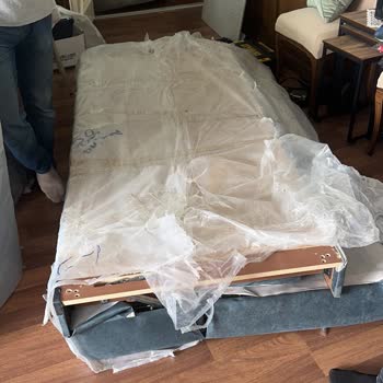 Bellona Alakasız Mobilya Takımı Ve Çalışanların Ciddiyetsizliği