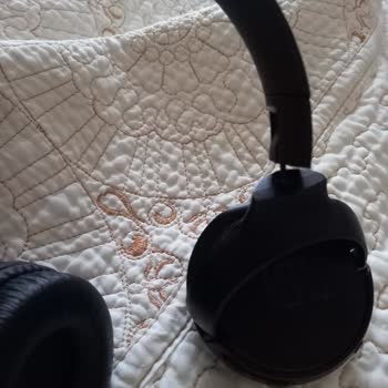 JBL Tune 560BT Kulaklığım Kırıldı