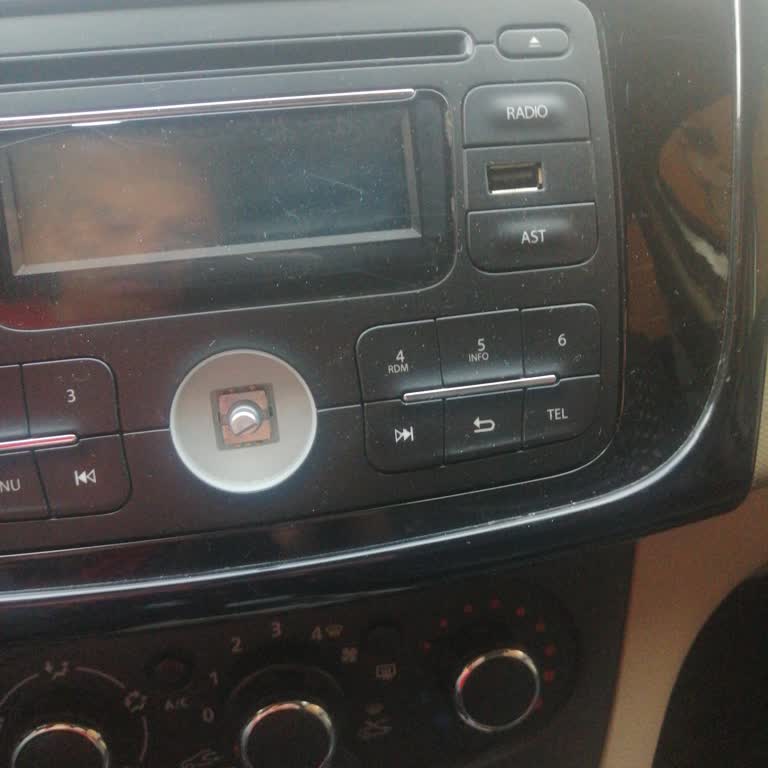 Renault Gülpar Kayseri Renault Sembol 2015 Teyp Düğmesi Hakkında