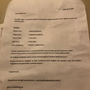 Nike Ürünlerinin Arkasında Durmuyor