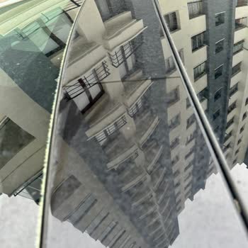 Cracked Black Trim Between Windshield and Sunroof on My Renault Megane 4