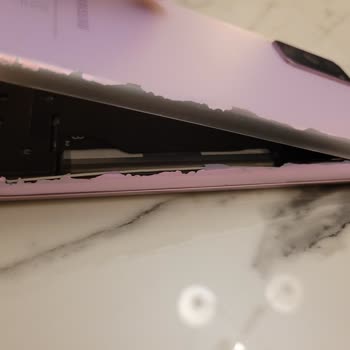 Samsung S21 Fe Arka Kapak Sorunu