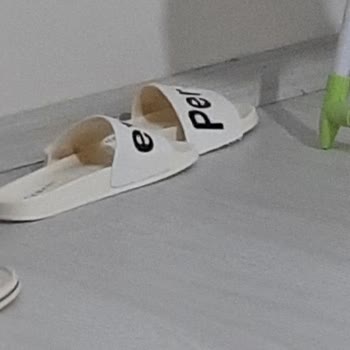 Cabani Ayakkabı Markasından Aldığım Terlik Çok Kötü Çıktı