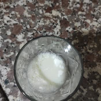 A101 Birşah Marka Süt Bozuk Çıktı