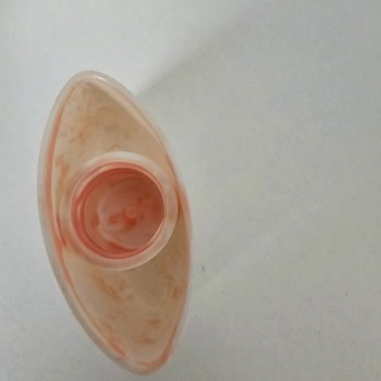 Sinoz Pink Touch Sunscreen Box Leaking