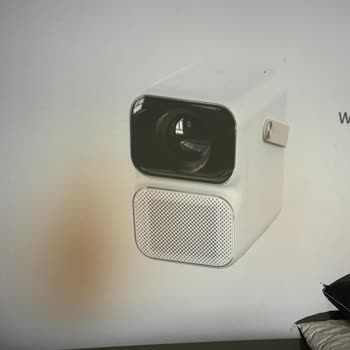 10Noo Projeksiyon Cihazı Leke Sorunu