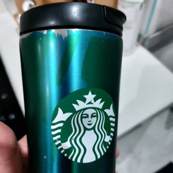 Ürününün Arkasında Durmayan Starbucks