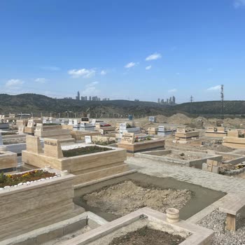 ABB - Ankara Büyükşehir Belediyesi Gölbaşı Mezarlığına Ağaç Dikmek Neden Yasak