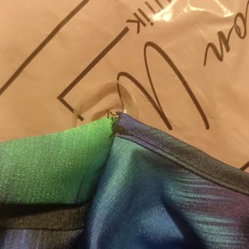 Fashion Week Butik Defolu Ürün Gönderilmiş Değişim İçin Aksiyon Almıyorlar!