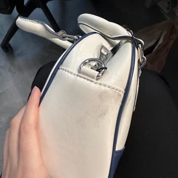 Stradivarius Ağzı Açık Kargo Paketi, Defolu Ürünler