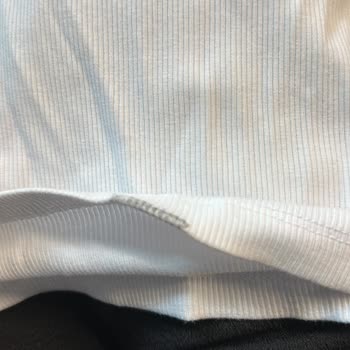 Stradivarius Ağzı Açık Kargo Paketi, Defolu Ürünler