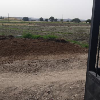 Birecik Belediyesi Komşumuzun Evimizin Önüne Gübresini Serme Sorunu