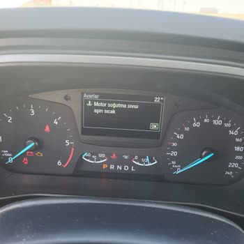 Hertz Autovermietung Mechanischer Ausfall, undichte Karbüratoren, unfaire Kostenforderungen