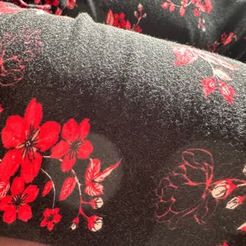 Suwen Pijama Pişmanlıktır! Tek Bir Yıkama Sonrası Tüylenme Oluşumu!