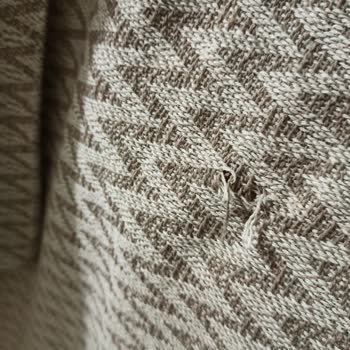 SEG Marka Çamaşır Makinesi Kıyafetleri Delik Deşik Yaptı.