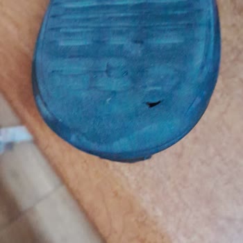 Derimod 3 Ayda Ayakkabı Kullanılmaz Oldu.