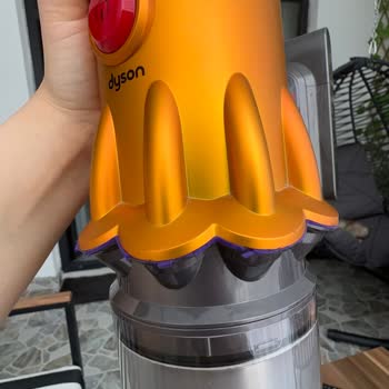 Dyson V12 Süpürge Soyulma Sorunu