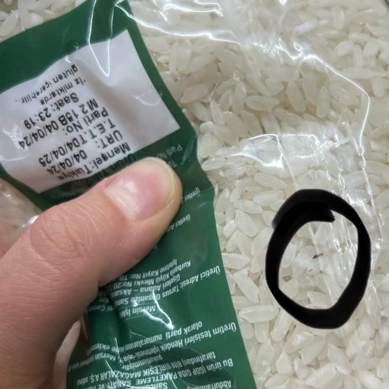 BİM'den Pirinç Böceği