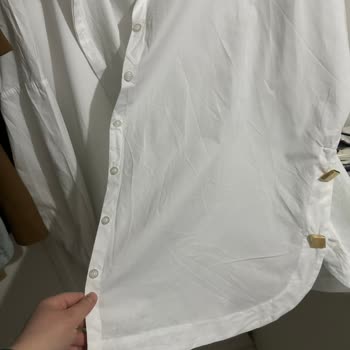 Love My Body Ütülenmeyen Gömlek 2 Kez Red Yedi.